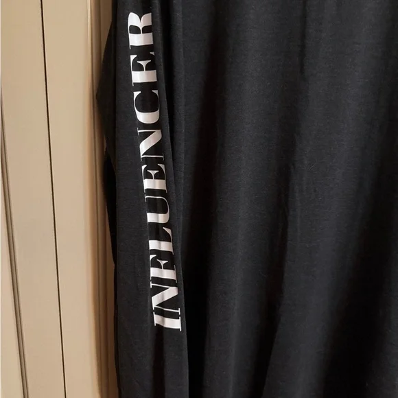 LuLaRoe Unisex Hudson Charcoal Tee 3XL NWT - Picture 4 of 4